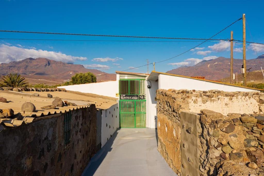 Vivienda Vacacional Ca' Pepita Y Jose El Albercon Luaran gambar